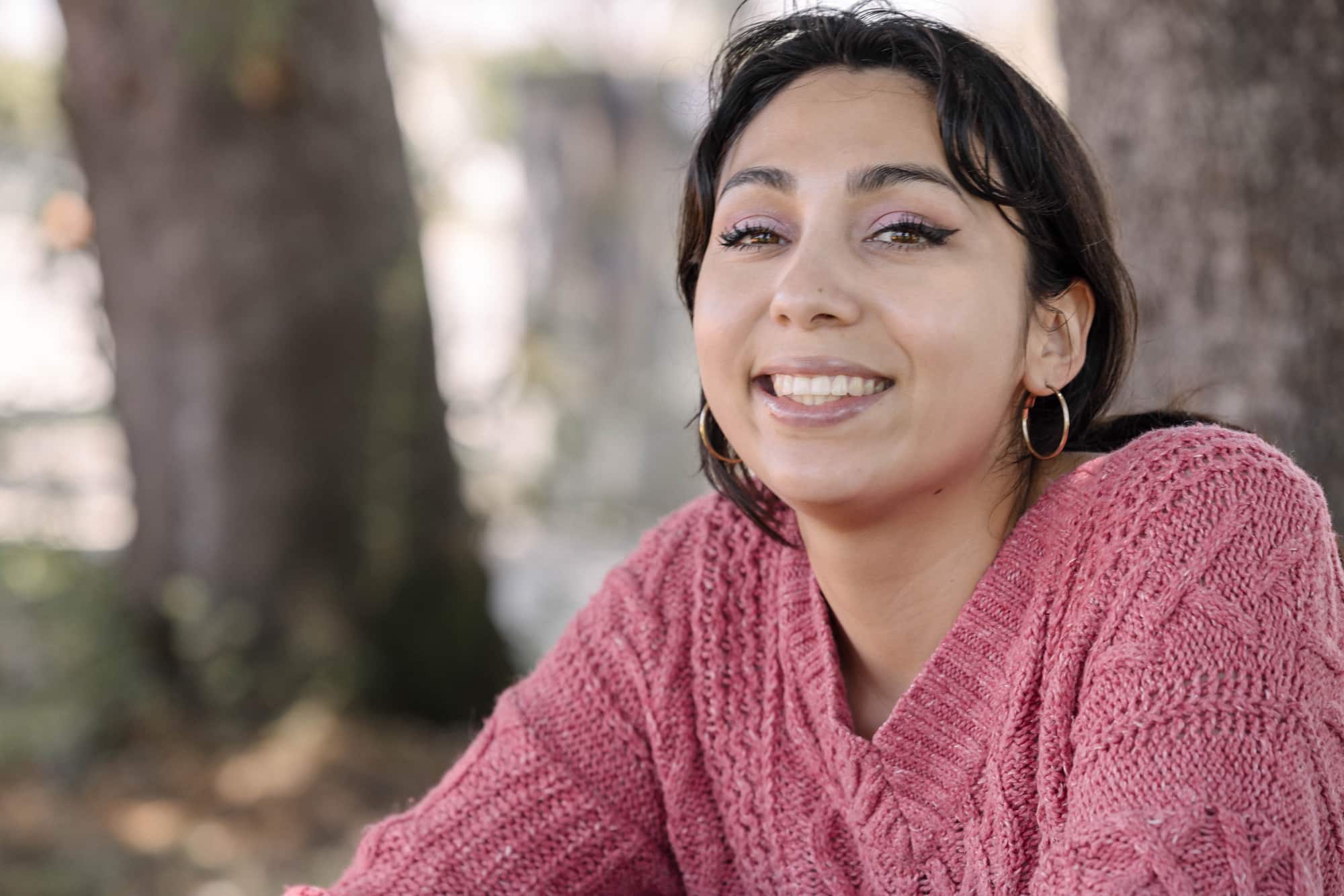 Hot meals, groceries, clothing, & daily supplies for young people